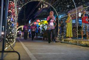 BIB: 1844
                            <button type="button" onclick="openModal(24677001)" class="btn btn-primary btn-sm float-right btn-popup" data-toggle="modal" data-target=".modal-high-quality">
                        <i class="fas fa-shopping-cart"></i> Add to Cart
                    </button>
                                            <button type="button" onclick="isThisMe(24677001, true)" class="btn btn-success btn-sm float-right btn-popup btn-isme hidden" data-toggle="tooltip" data-placement="bottom" title="นี่คือรูปของคุณใช่ไหม คลิกที่นี่เพื่อเอาเข้าอัลบั้ม">
                        <i class="fas fa-plus"></i> Add to album
                    </button>
                    <button type="button" onclick="isThisMe(24677001, false)" class="btn btn-warning btn-sm float-right btn-popup btn-isnotme hidden">
                        <i class="fas fa-ban"></i> Remove from album
                    </button>